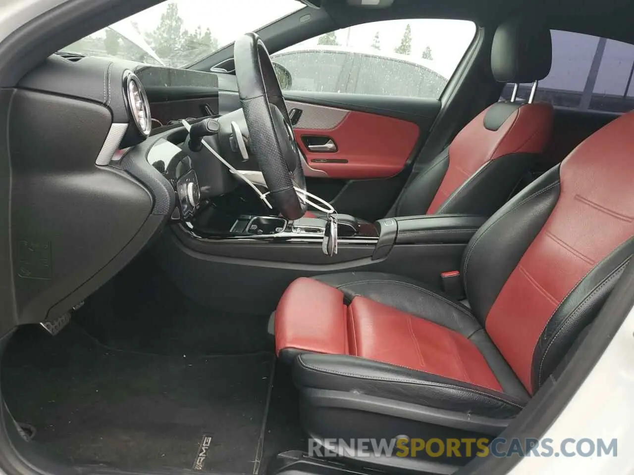 7 Фотография поврежденного автомобиля WDD3G4EB5KW022995 MERCEDES-BENZ A-CLASS 2019