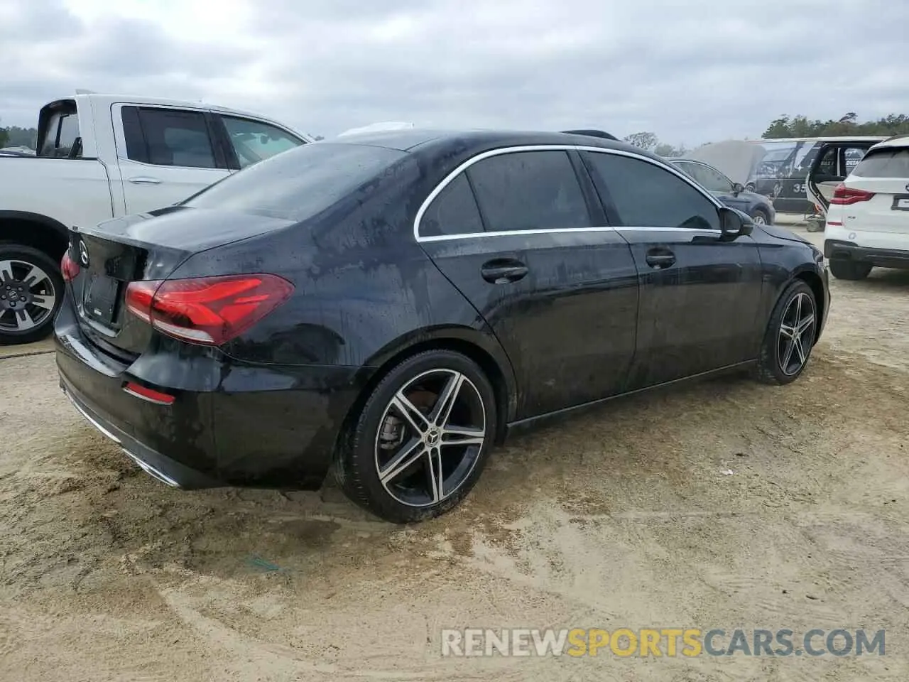 3 Photograph of a damaged car WDD3G4EB8KW008203 MERCEDES-BENZ A-CLASS 2019