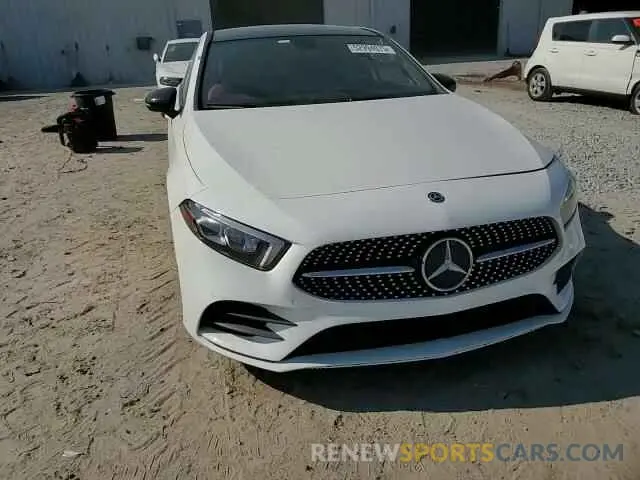 10 Photograph of a damaged car WDD3G4EB8KW010856 MERCEDES-BENZ A-CLASS 2019