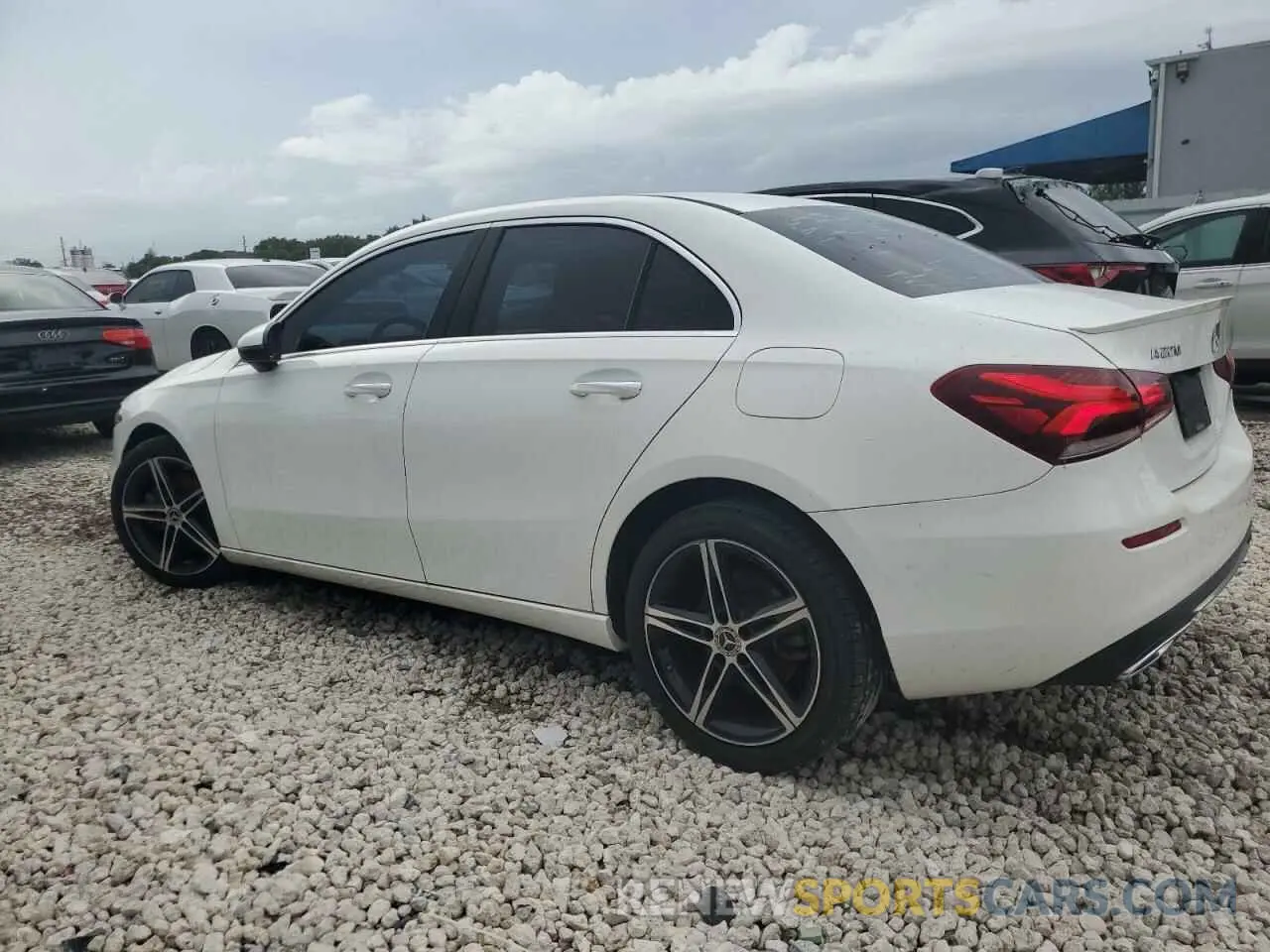 2 Фотография поврежденного автомобиля WDD3G4EB8KW020688 MERCEDES-BENZ A-CLASS 2019
