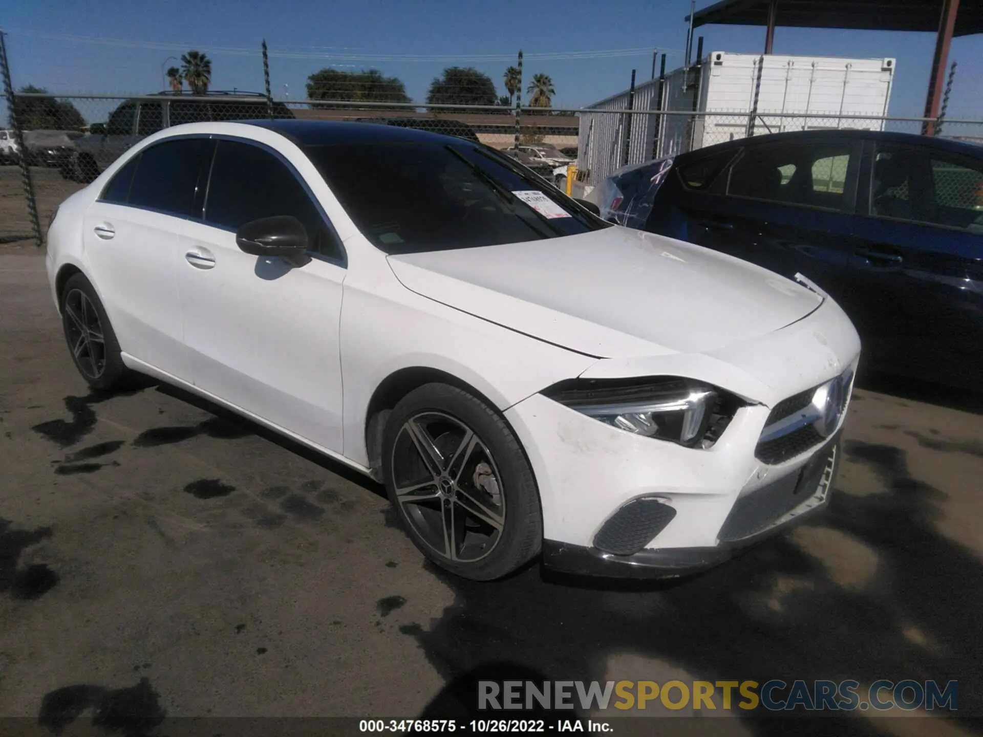 1 Фотография поврежденного автомобиля WDD3G4EB9KW000482 MERCEDES-BENZ A-CLASS 2019