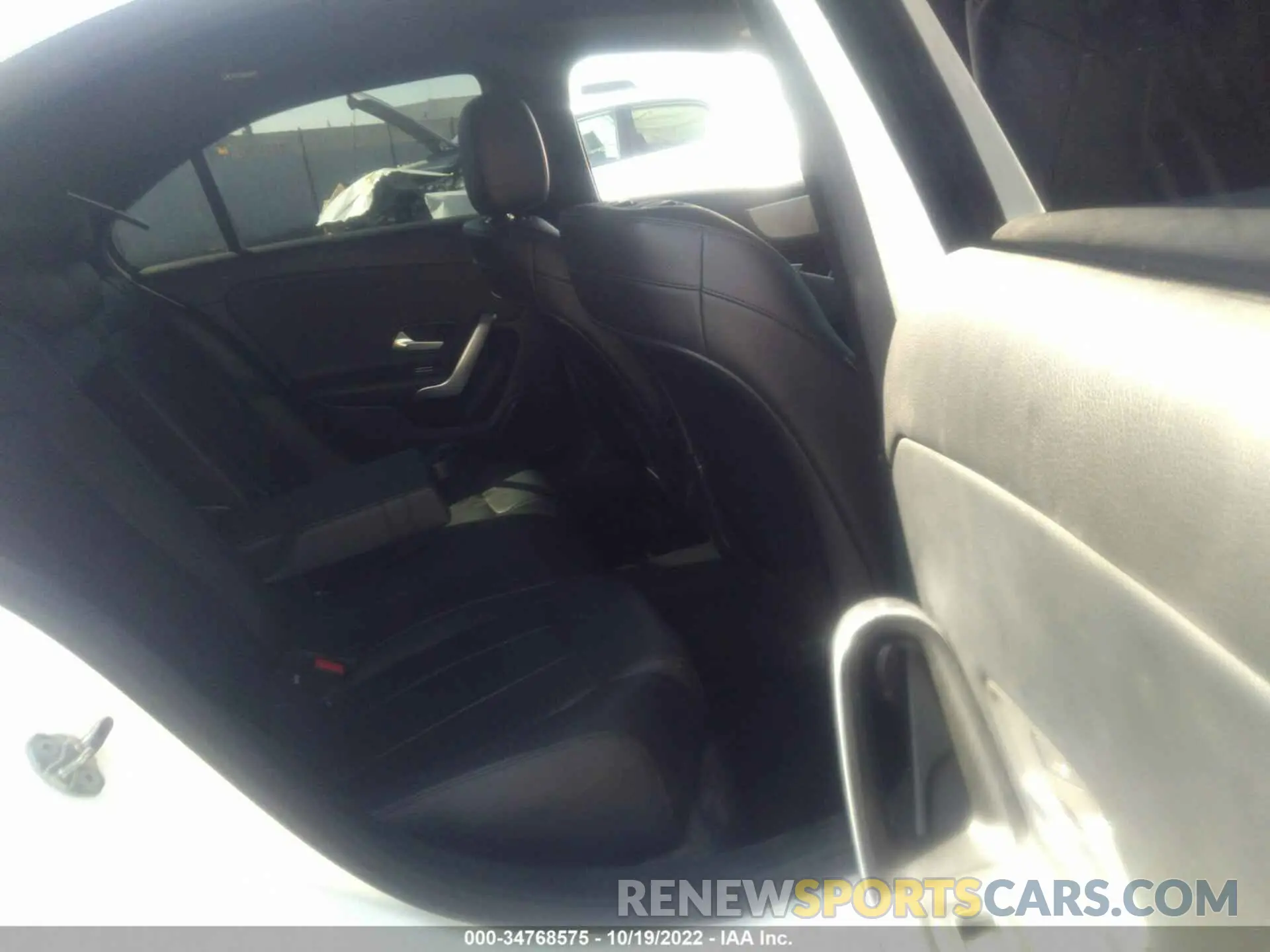 8 Фотография поврежденного автомобиля WDD3G4EB9KW000482 MERCEDES-BENZ A-CLASS 2019