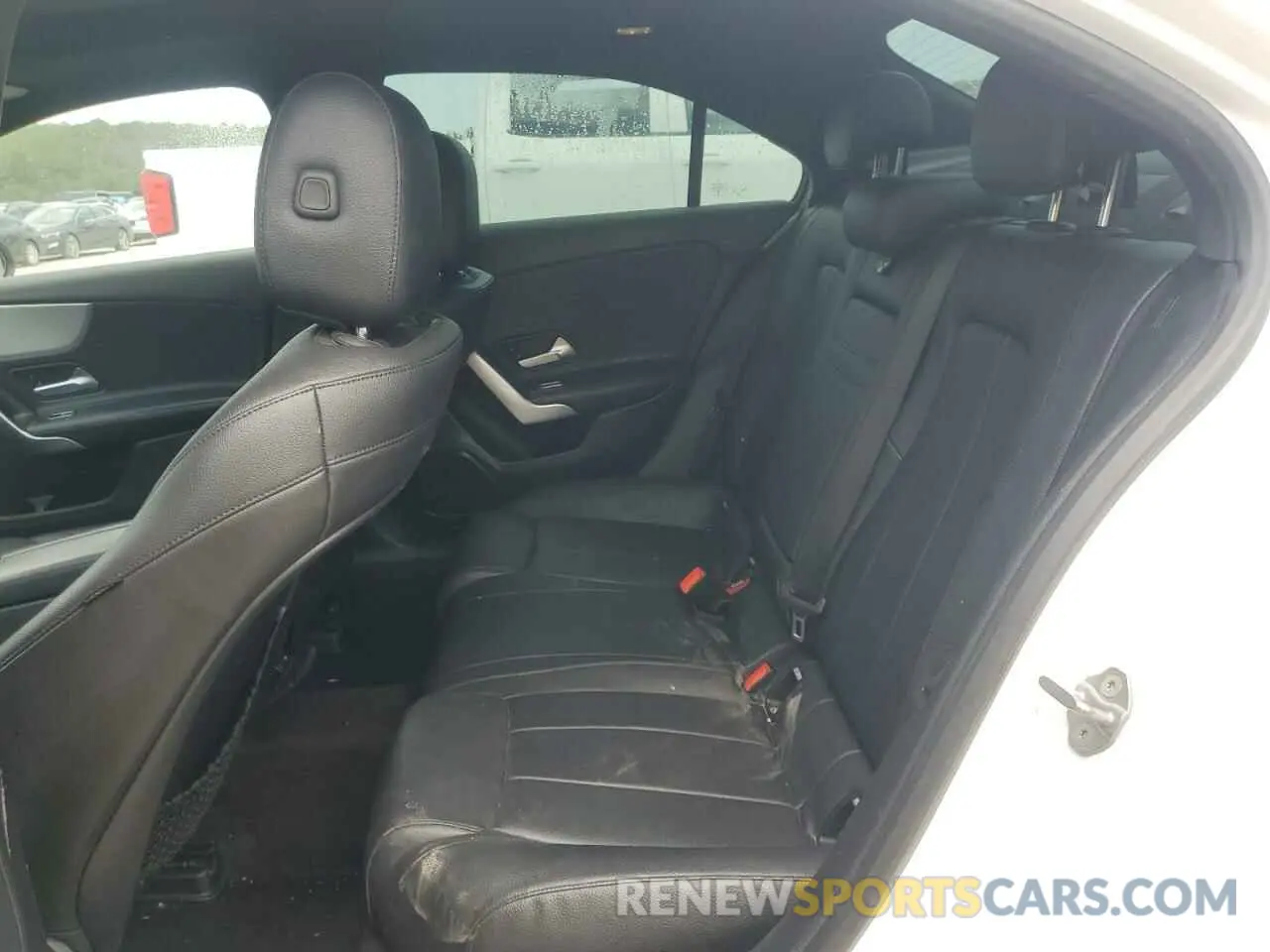 10 Photograph of a damaged car WDD3G4EB9KW000854 MERCEDES-BENZ A-CLASS 2019