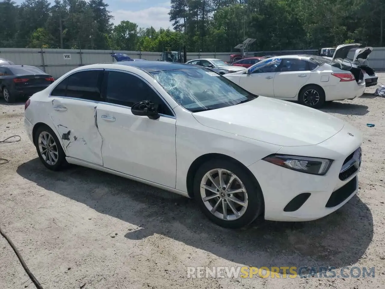 4 Photograph of a damaged car WDD3G4EB9KW000854 MERCEDES-BENZ A-CLASS 2019