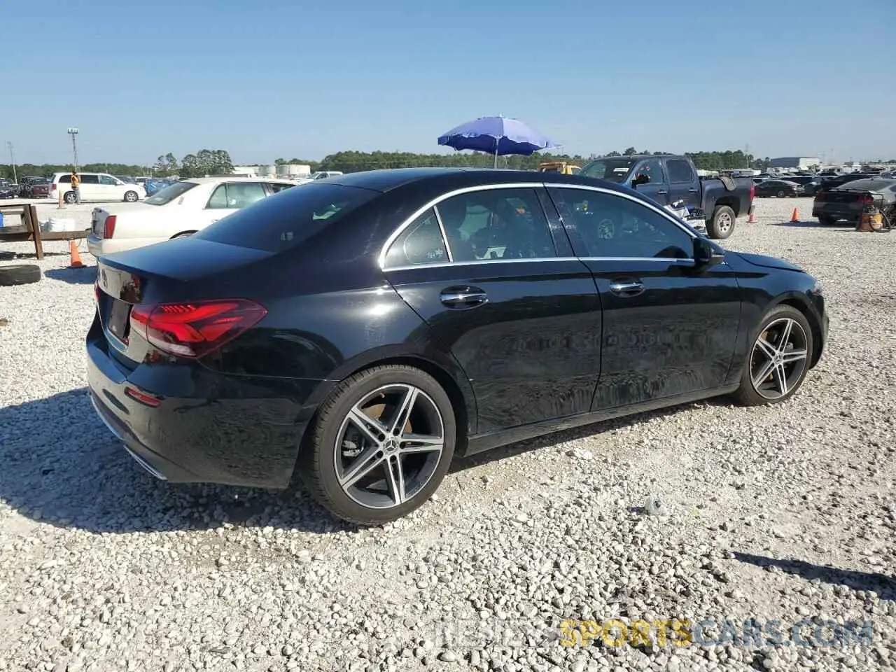 3 Фотография поврежденного автомобиля WDD3G4EB9KW034311 MERCEDES-BENZ A-CLASS 2019