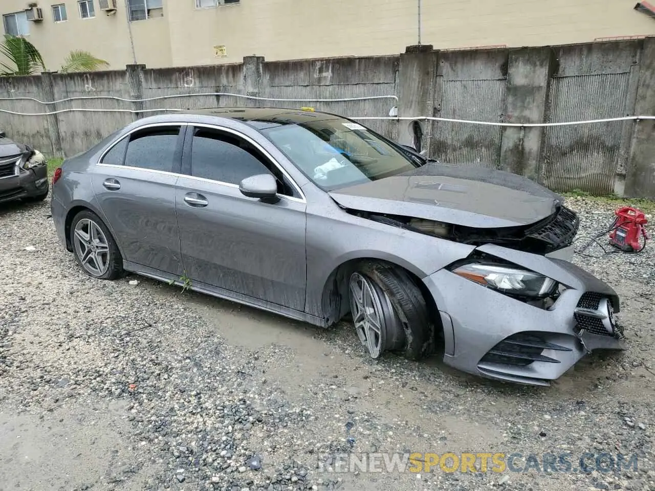 4 Photograph of a damaged car WDD3G4EBXKW014939 MERCEDES-BENZ A-CLASS 2019