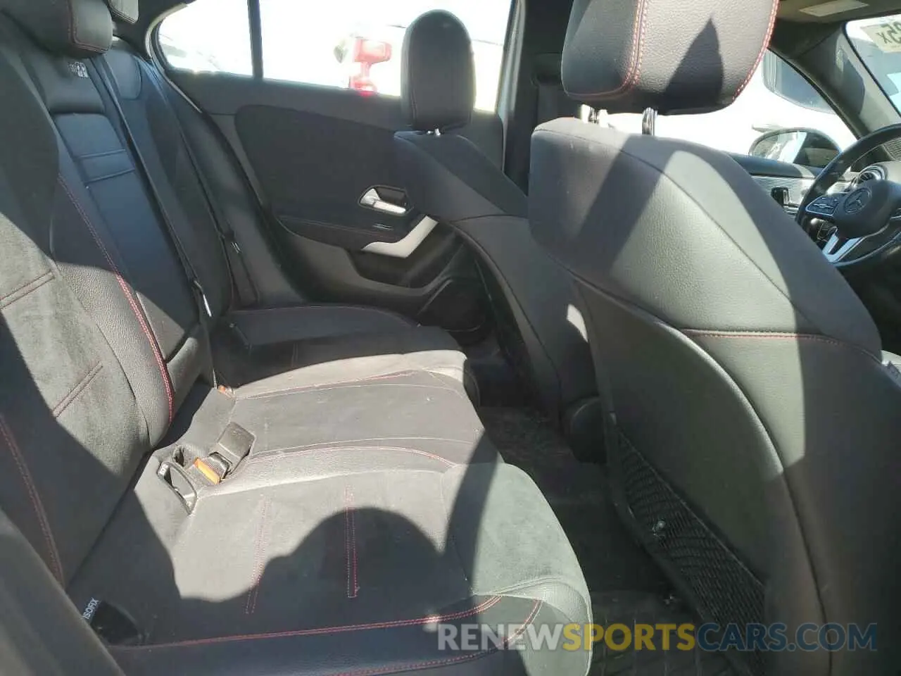 10 Photograph of a damaged car WDD3G4FB0KW010140 MERCEDES-BENZ A-CLASS 2019