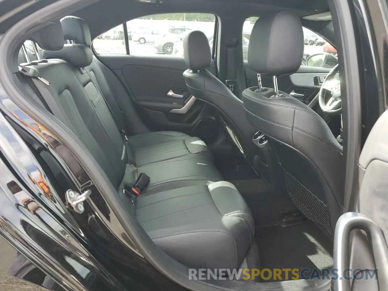 10 Photograph of a damaged car WDD3G4FB2KW001827 MERCEDES-BENZ A-CLASS 2019
