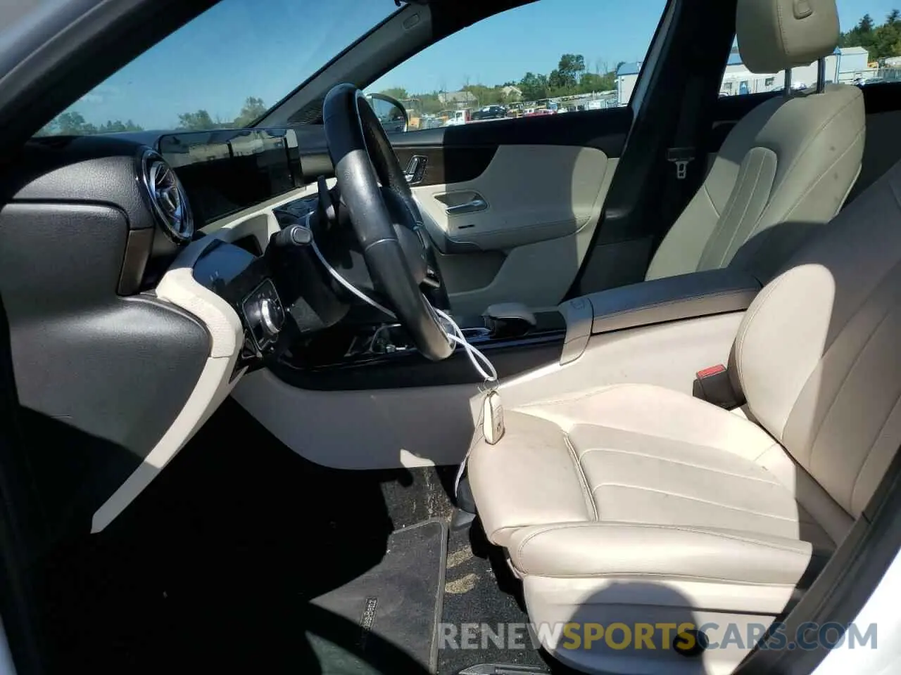 7 Photograph of a damaged car WDD3G4FB4KW019827 MERCEDES-BENZ A-CLASS 2019