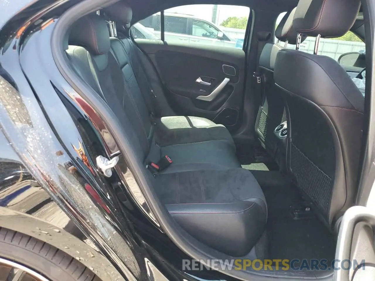 10 Photograph of a damaged car WDD3G4FB4KW021738 MERCEDES-BENZ A-CLASS 2019