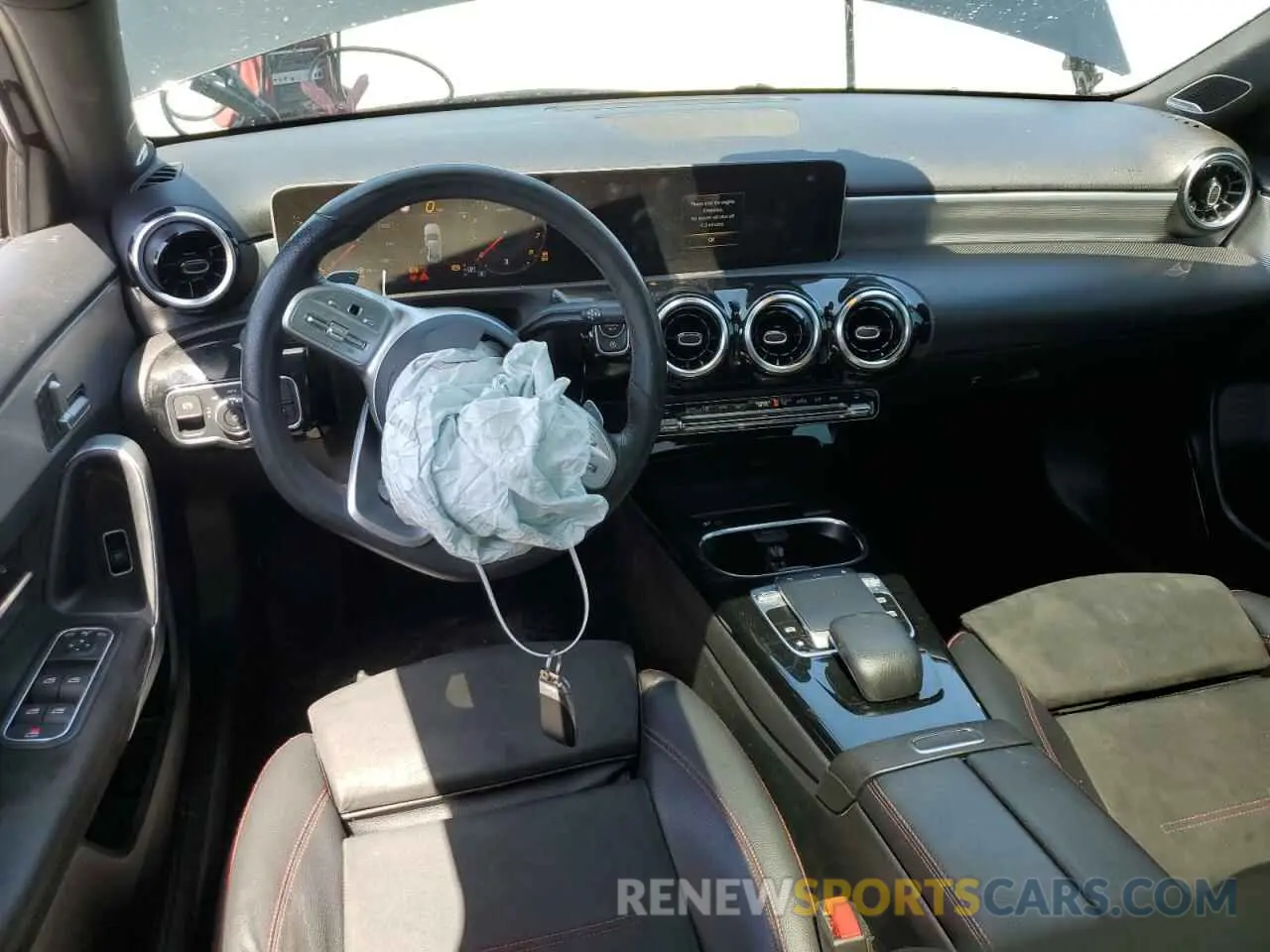 8 Photograph of a damaged car WDD3G4FB4KW021738 MERCEDES-BENZ A-CLASS 2019