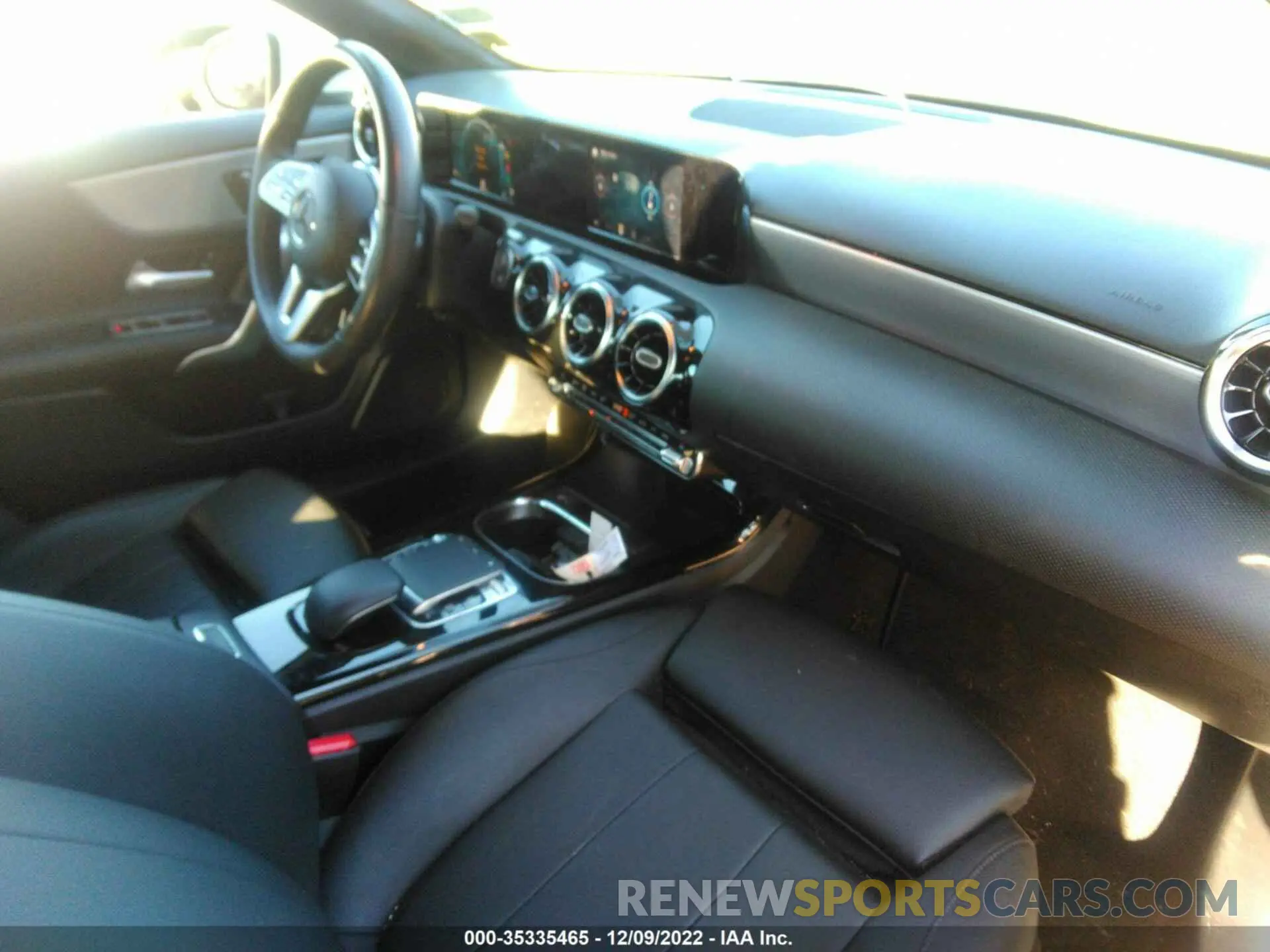 5 Photograph of a damaged car WDD3G4FB5KW020520 MERCEDES-BENZ A-CLASS 2019