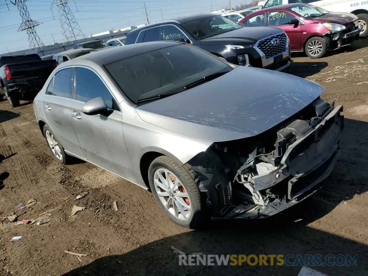 4 Photograph of a damaged car WDD3G4FB6KW026262 MERCEDES-BENZ A-CLASS 2019