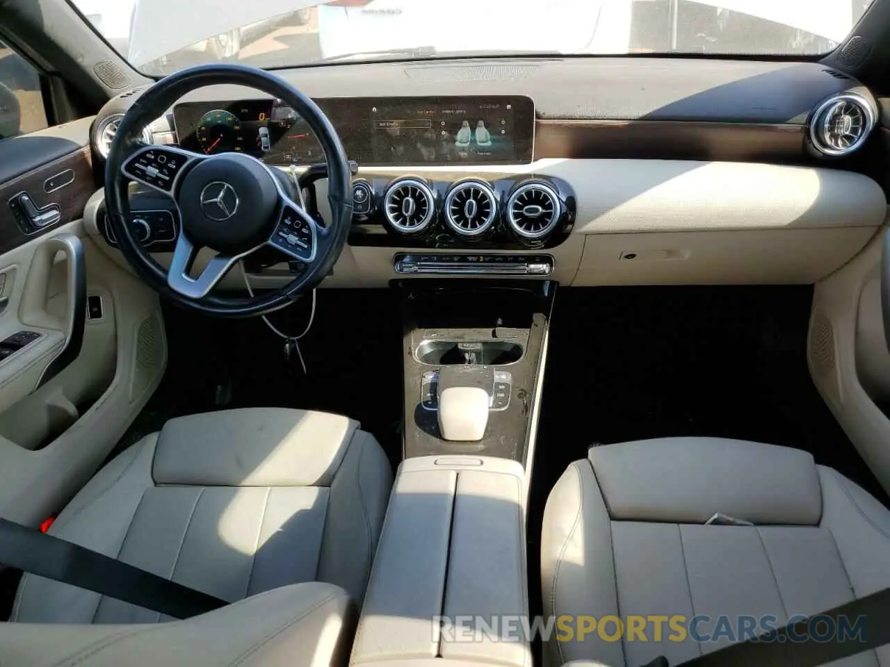 8 Photograph of a damaged car WDD3G4FB6KW026262 MERCEDES-BENZ A-CLASS 2019