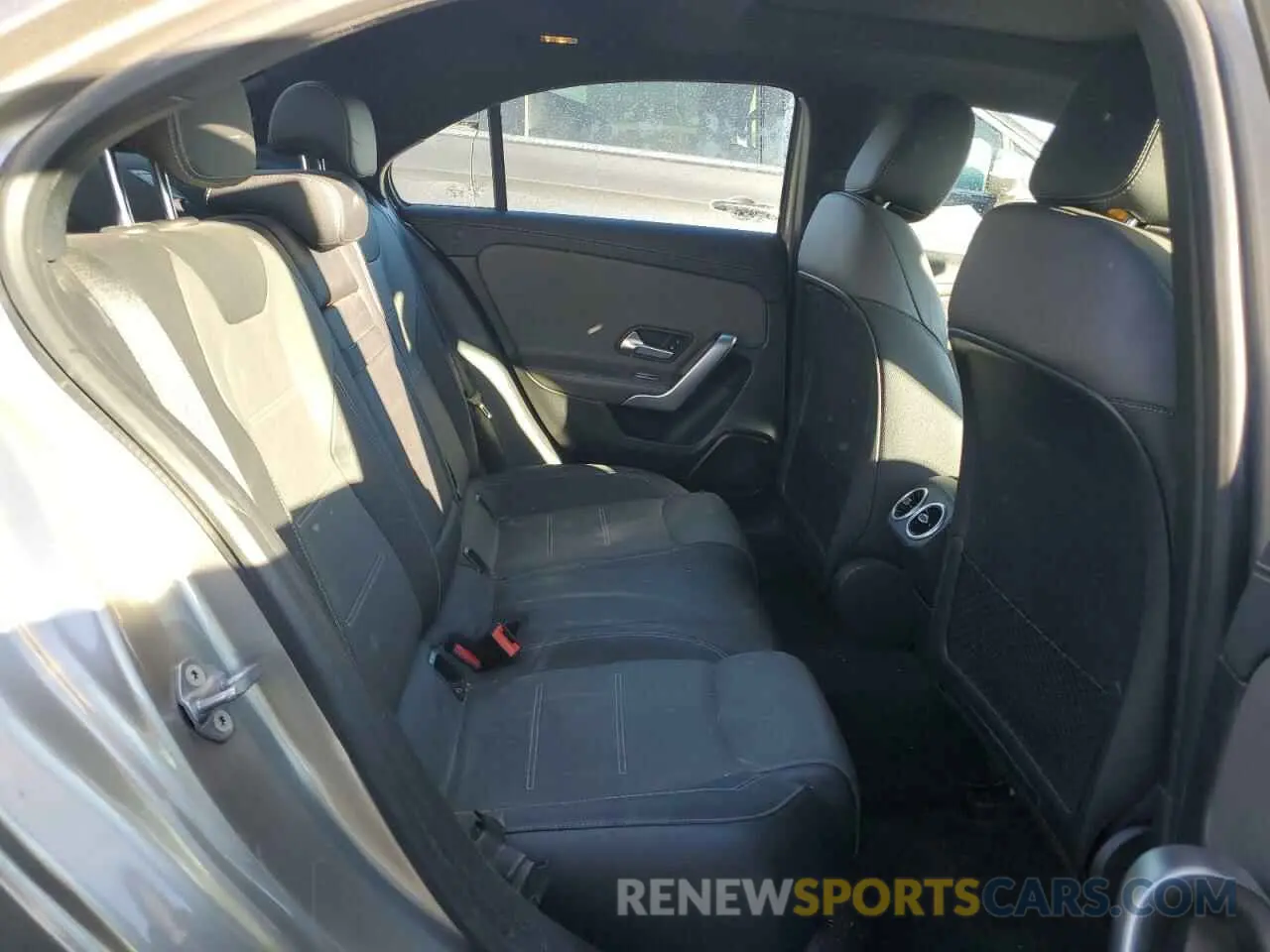 10 Photograph of a damaged car WDD3G4FB8KW005171 MERCEDES-BENZ A-CLASS 2019