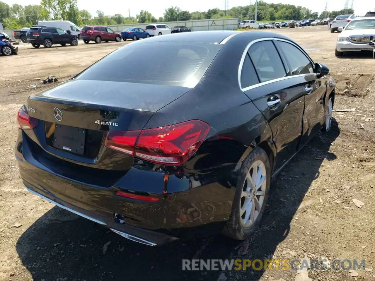 4 Photograph of a damaged car WDD3G4FB8KW027994 MERCEDES-BENZ A-CLASS 2019