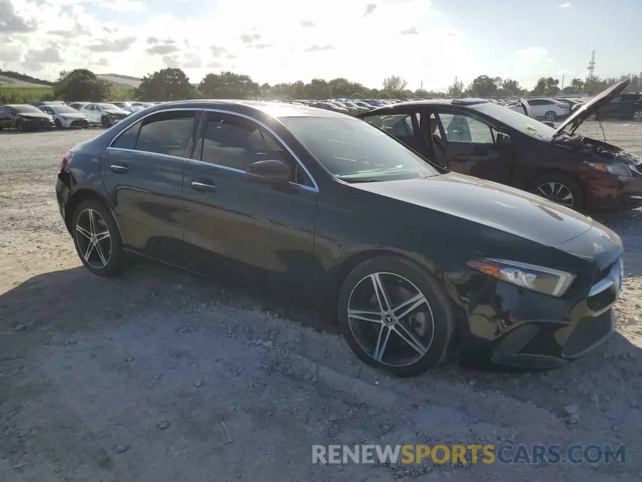 4 Фотография поврежденного автомобиля W1K3G4EB2LJ226278 MERCEDES-BENZ A-CLASS 2020