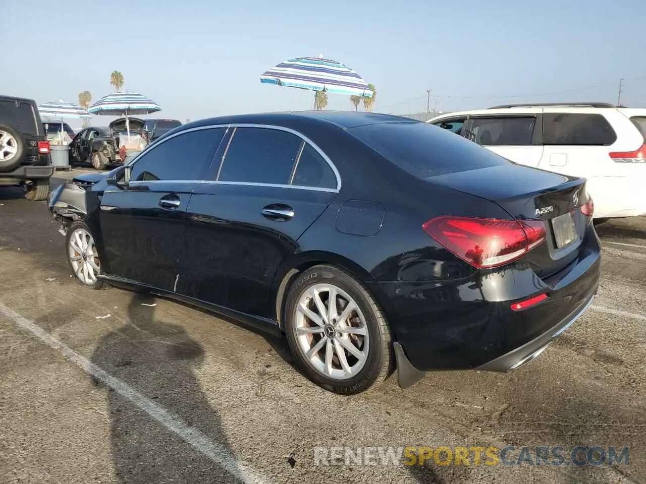 2 Фотография поврежденного автомобиля W1K3G4EB2LW043501 MERCEDES-BENZ A-CLASS 2020