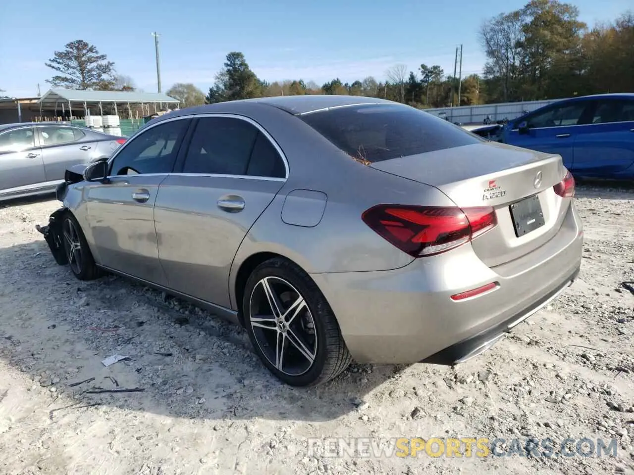 3 Фотография поврежденного автомобиля W1K3G4EB3LJ203866 MERCEDES-BENZ A-CLASS 2020