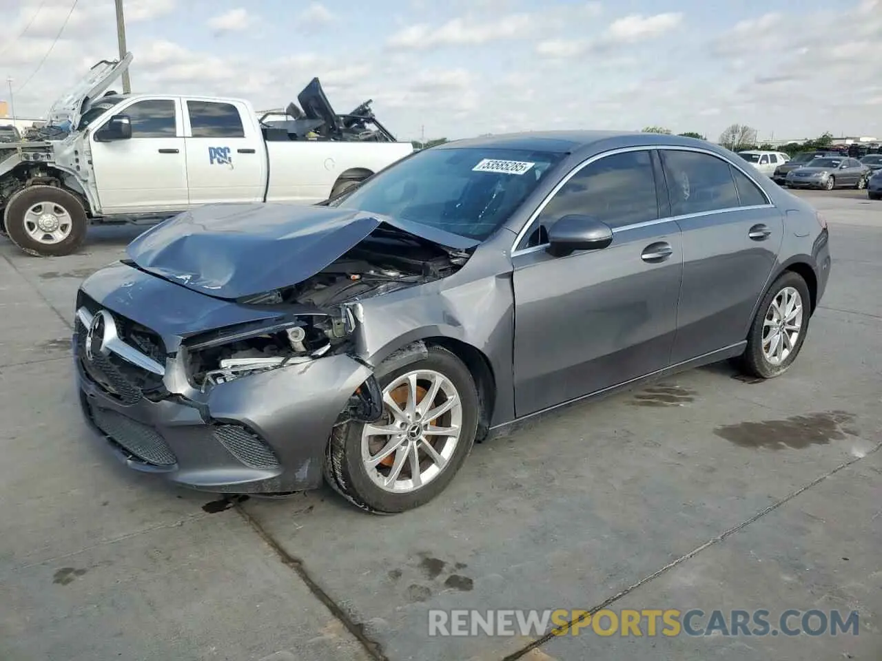 1 Фотография поврежденного автомобиля W1K3G4EB3LJ207870 MERCEDES-BENZ A-CLASS 2020