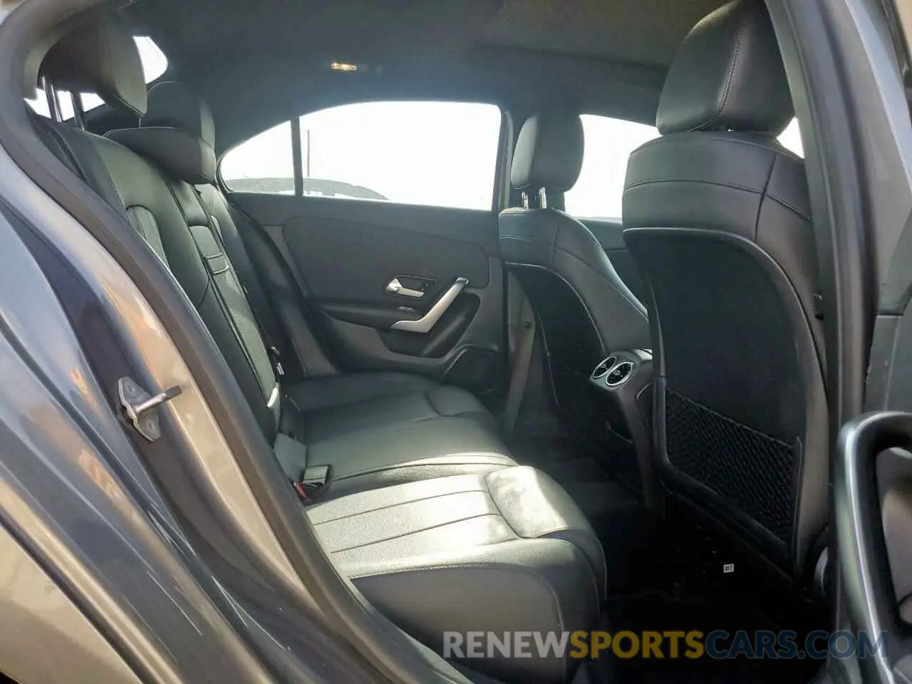 10 Фотография поврежденного автомобиля W1K3G4EB3LJ207870 MERCEDES-BENZ A-CLASS 2020