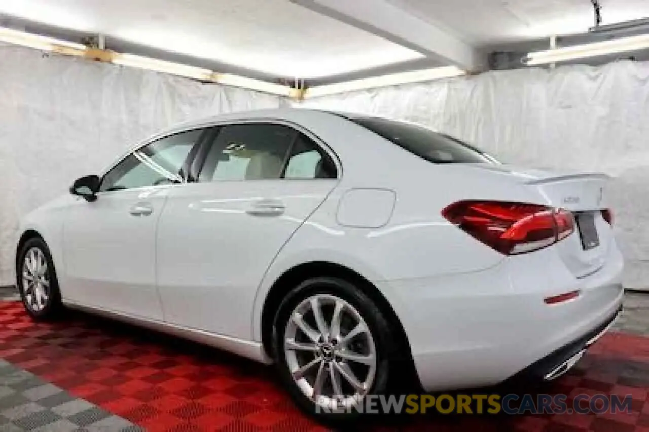 3 Фотография поврежденного автомобиля W1K3G4EB3LW044057 MERCEDES-BENZ A-CLASS 2020