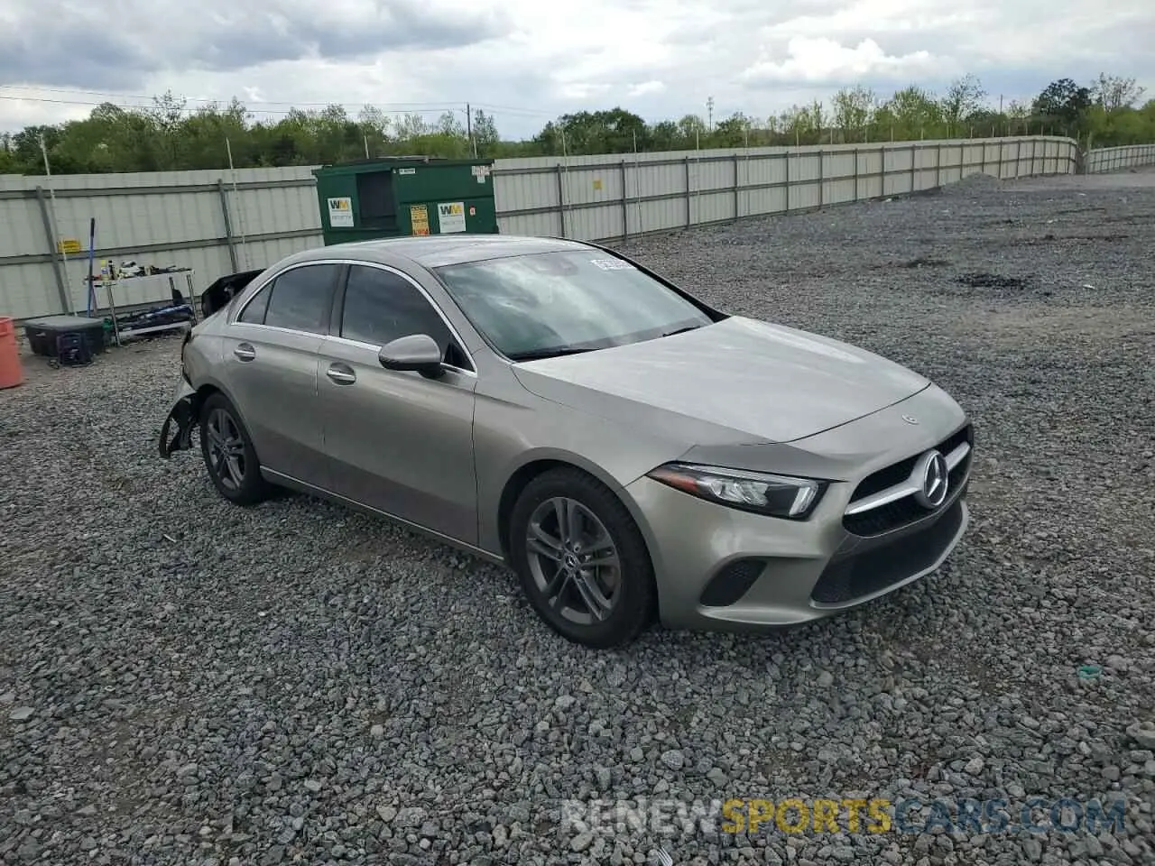 4 Фотография поврежденного автомобиля W1K3G4EB3LW047606 MERCEDES-BENZ A-CLASS 2020