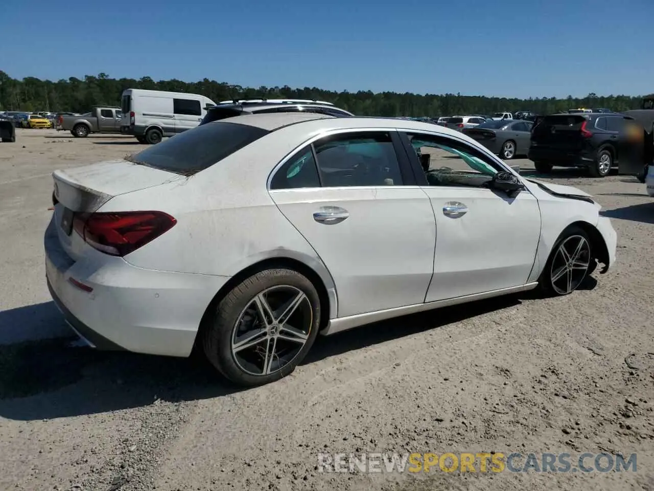 3 Photograph of a damaged car W1K3G4EB5LJ224217 MERCEDES-BENZ A-CLASS 2020
