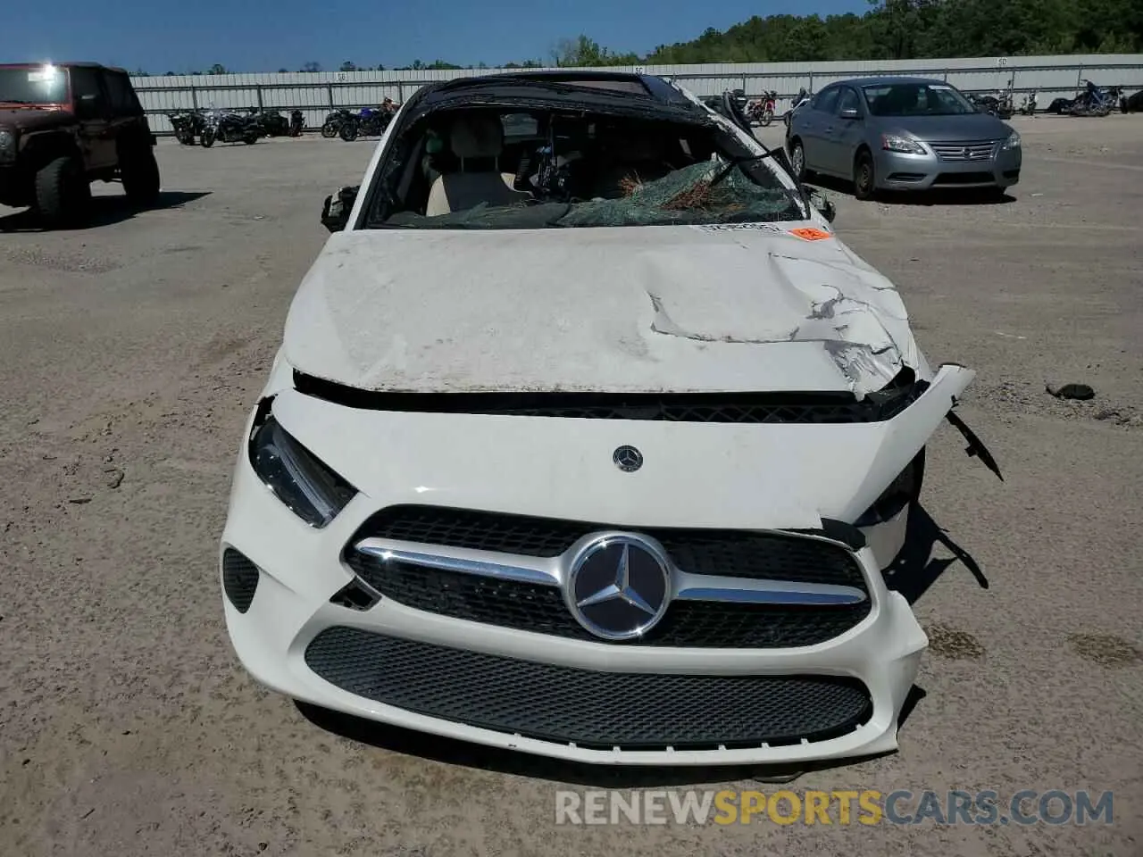 5 Photograph of a damaged car W1K3G4EB5LJ224217 MERCEDES-BENZ A-CLASS 2020