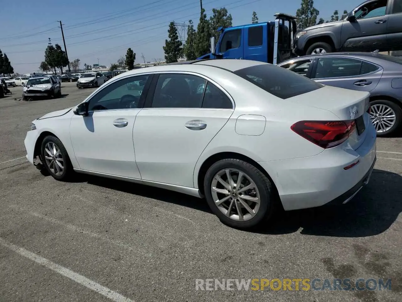 2 Photograph of a damaged car W1K3G4EB5LW043959 MERCEDES-BENZ A-CLASS 2020