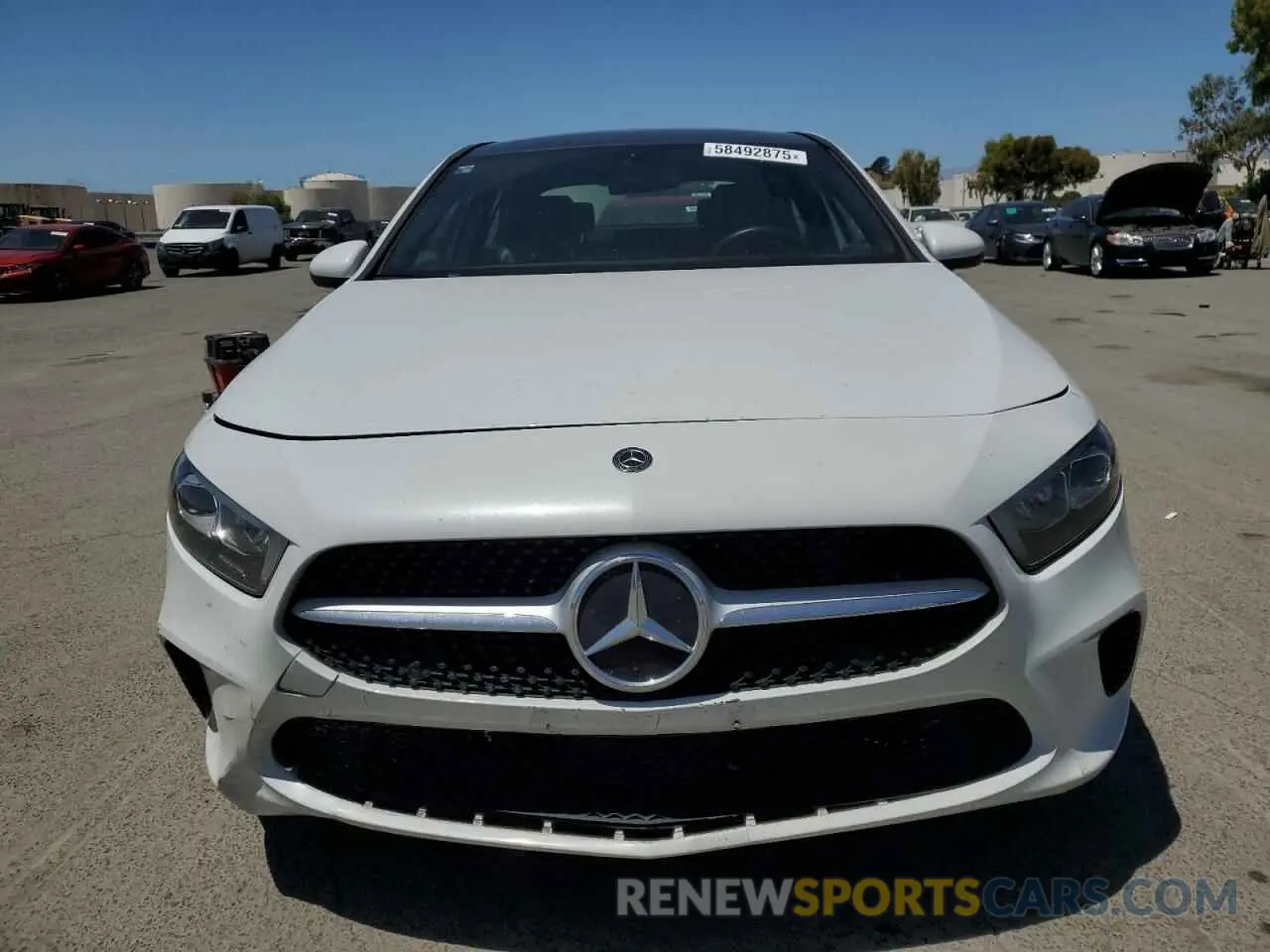 5 Photograph of a damaged car W1K3G4EB6LW042772 MERCEDES-BENZ A-CLASS 2020