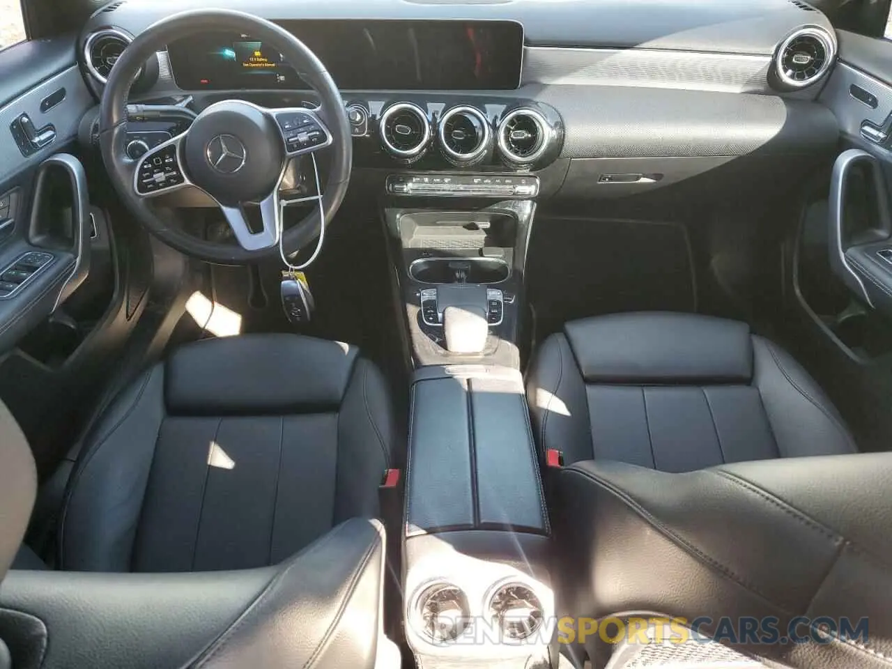 8 Фотография поврежденного автомобиля W1K3G4EB6LW043338 MERCEDES-BENZ A-CLASS 2020