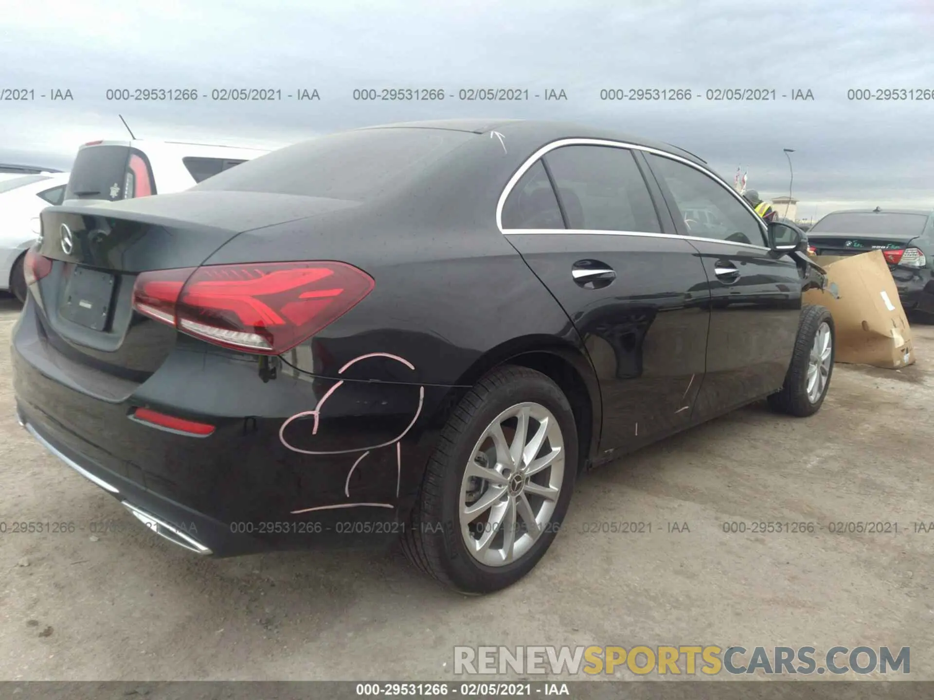 4 Photograph of a damaged car W1K3G4EB7LJ229824 MERCEDES-BENZ A-CLASS 2020