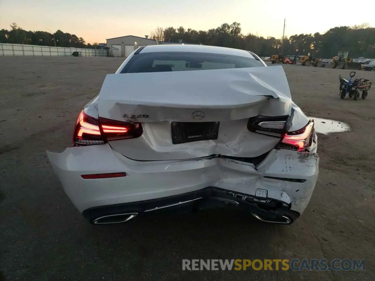 6 Photograph of a damaged car W1K3G4EB8LJ214622 MERCEDES-BENZ A-CLASS 2020