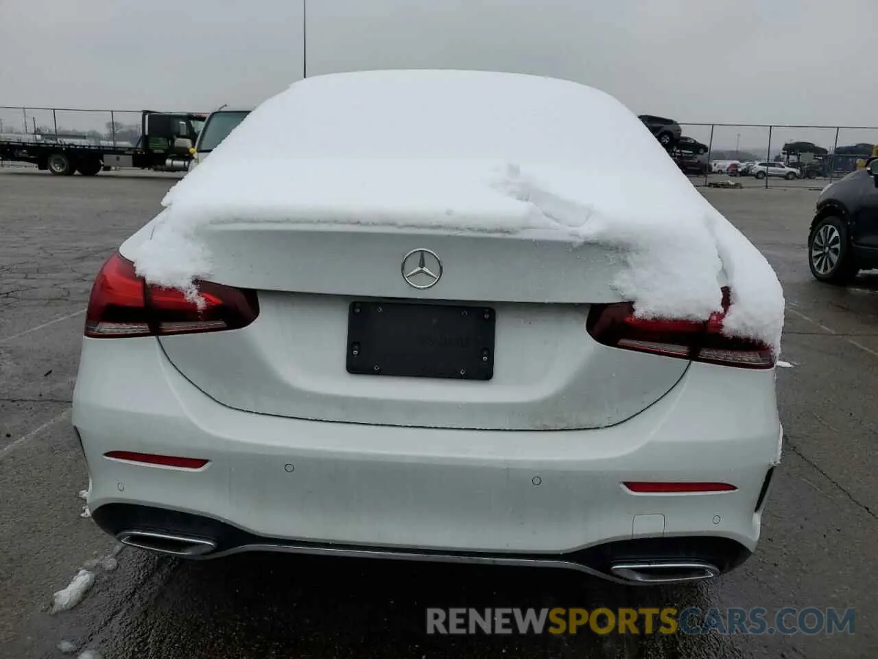 6 Photograph of a damaged car W1K3G4FB3LW042968 MERCEDES-BENZ A-CLASS 2020