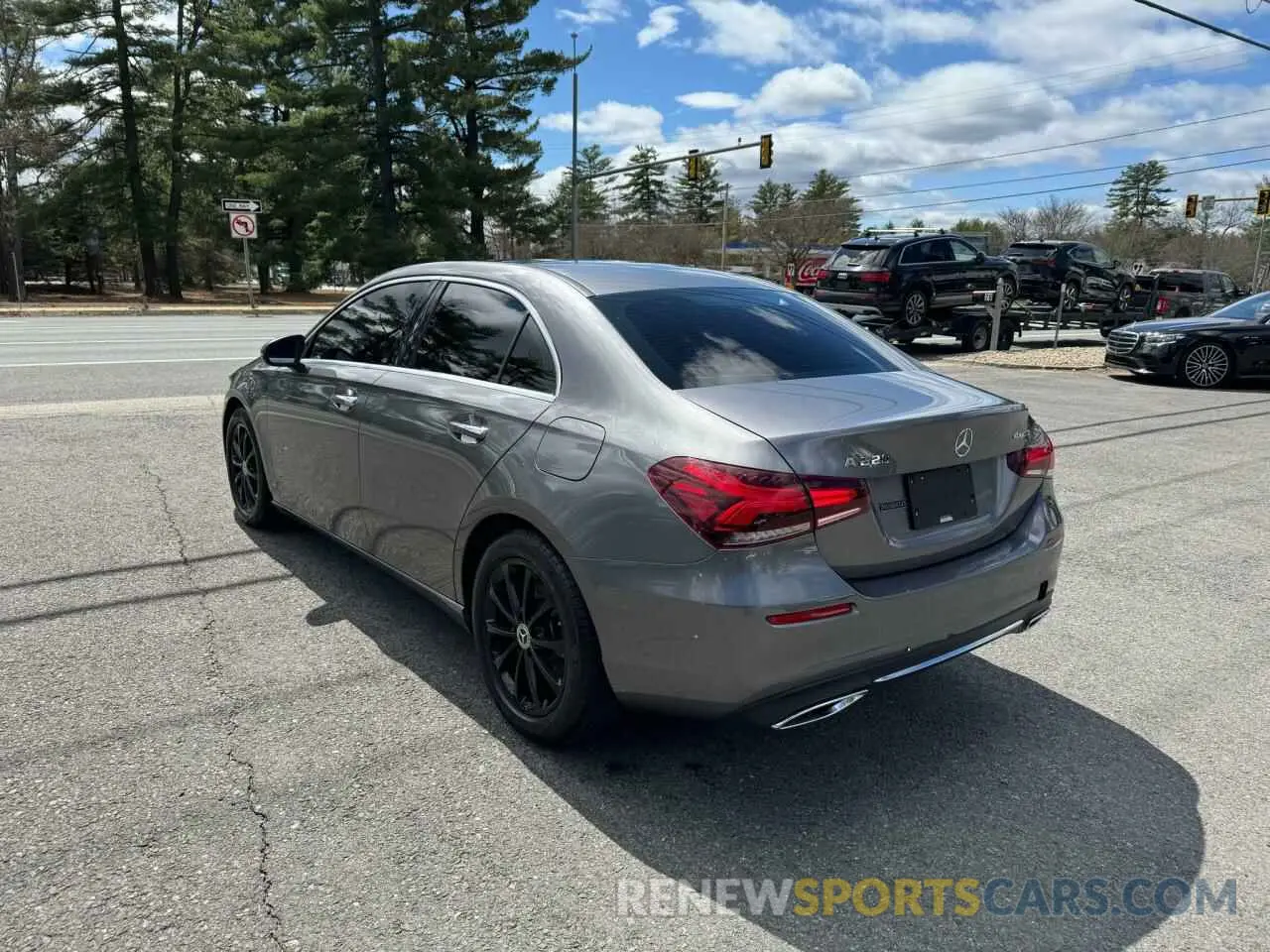 4 Фотография поврежденного автомобиля W1K3G4FB4LW044986 MERCEDES-BENZ A-CLASS 2020