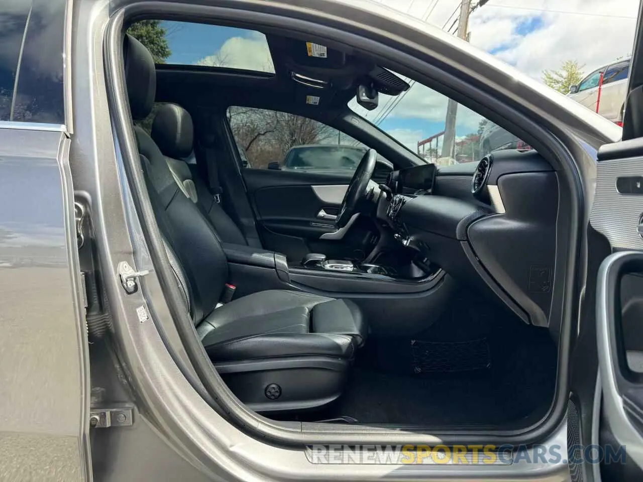 5 Фотография поврежденного автомобиля W1K3G4FB4LW044986 MERCEDES-BENZ A-CLASS 2020