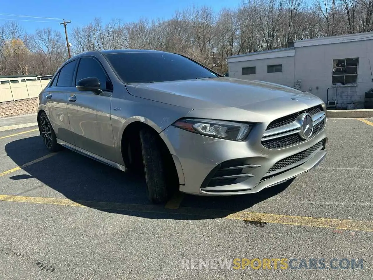 4 Фотография поврежденного автомобиля W1K3G5BB5LJ237124 MERCEDES-BENZ A-CLASS 2020