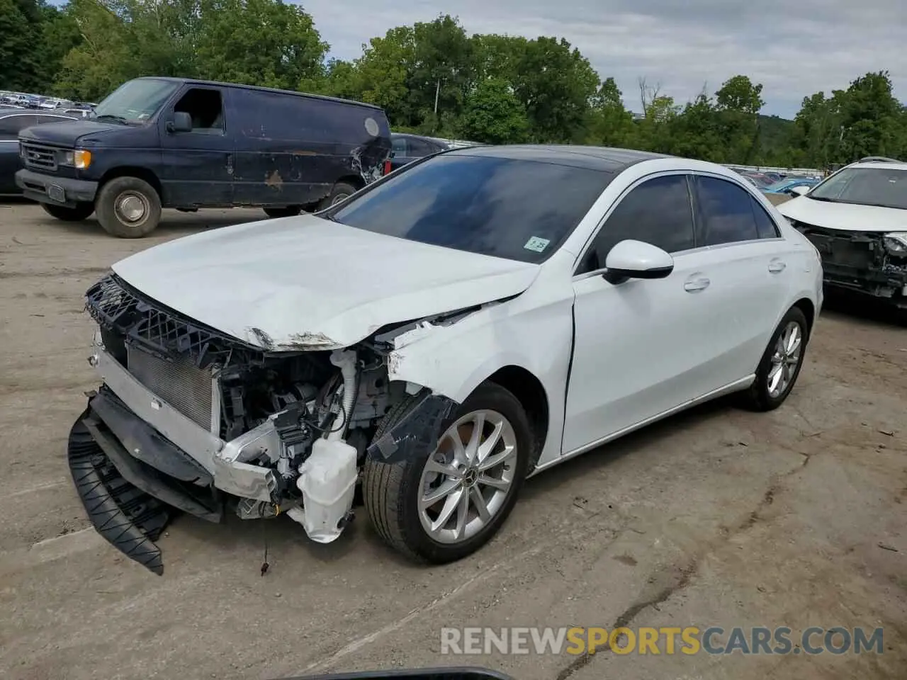 1 Photograph of a damaged car WDD3G4FB2LW037440 MERCEDES-BENZ A-CLASS 2020
