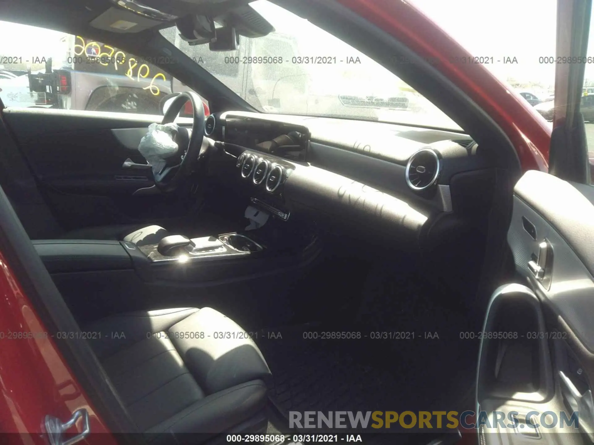 5 Photograph of a damaged car WDD3G4FB2LW039690 MERCEDES-BENZ A-CLASS 2020