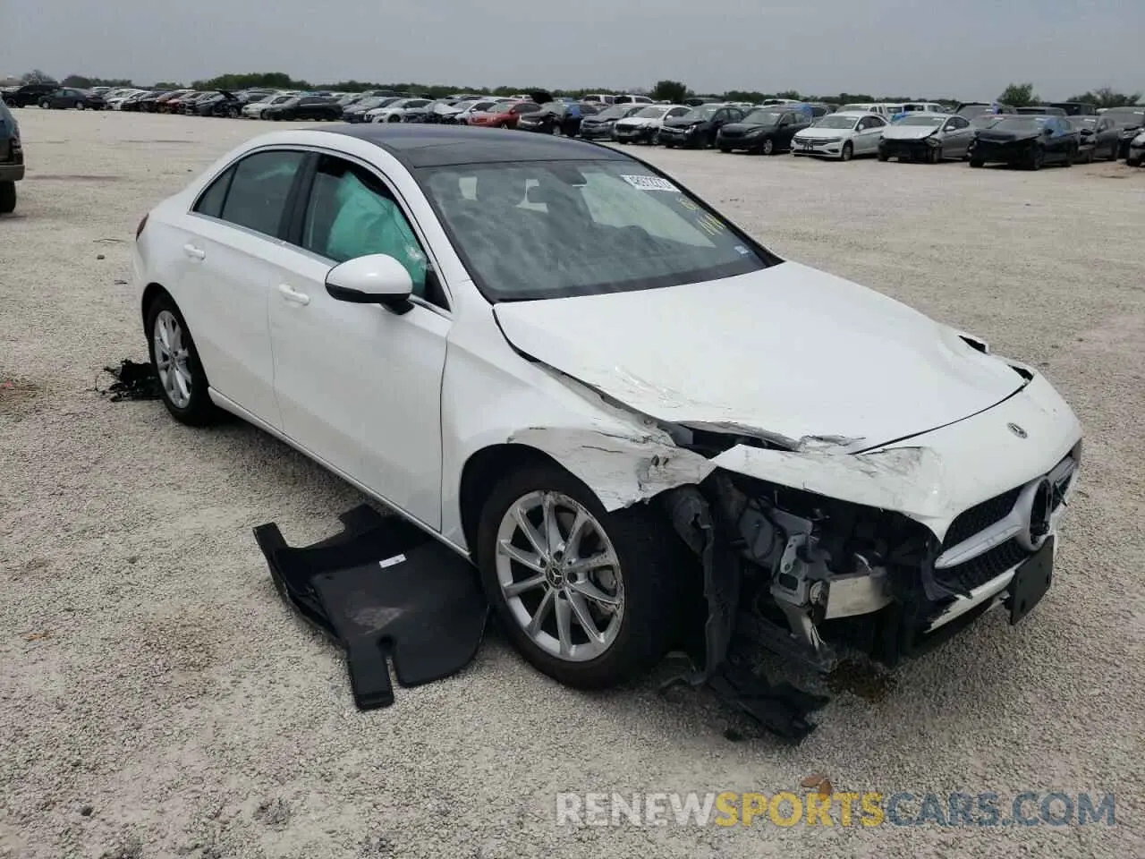 1 Photograph of a damaged car W1K3G4EB9MJ316206 MERCEDES-BENZ A-CLASS 2021