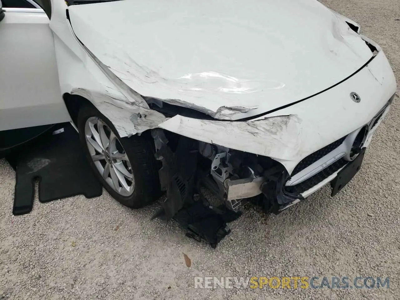 9 Photograph of a damaged car W1K3G4EB9MJ316206 MERCEDES-BENZ A-CLASS 2021