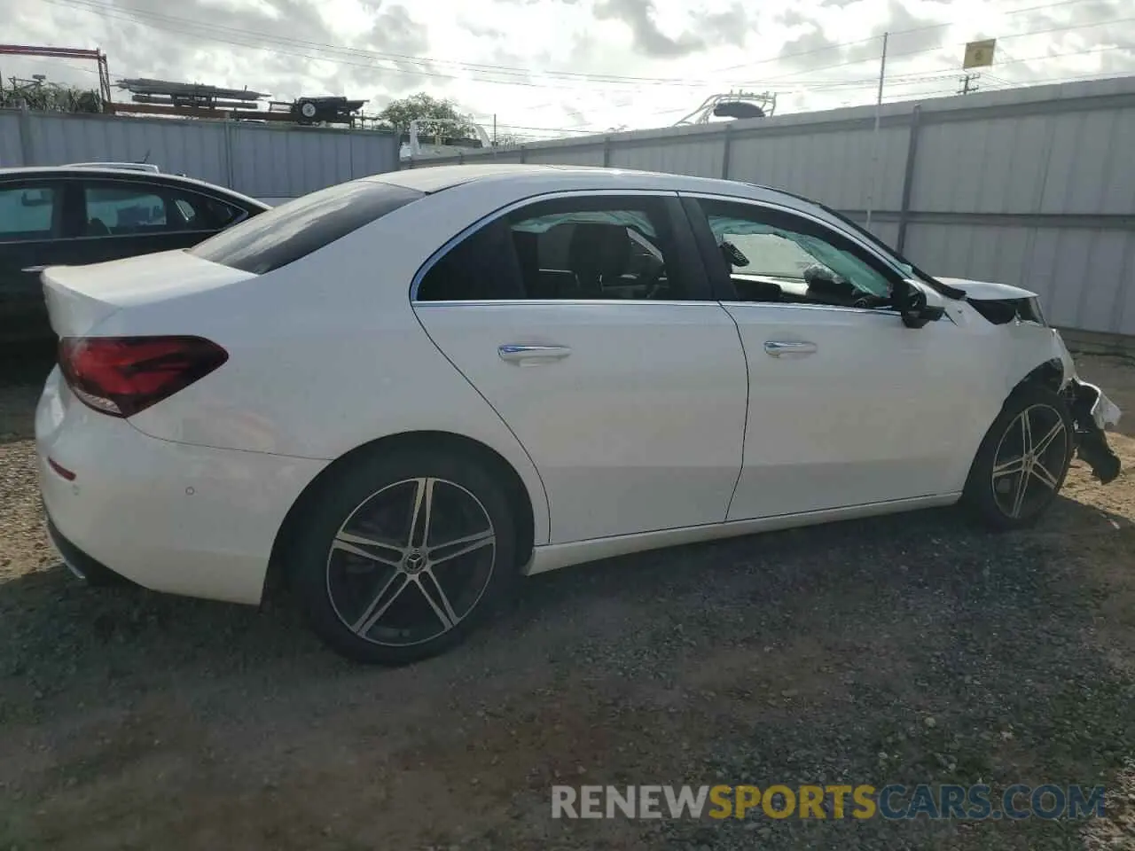 3 Photograph of a damaged car W1K3G4EBXMJ293258 MERCEDES-BENZ A-CLASS 2021