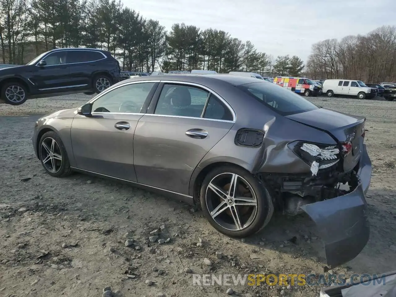 2 Photograph of a damaged car W1K3G4FB2NJ337365 MERCEDES-BENZ A-CLASS 2022