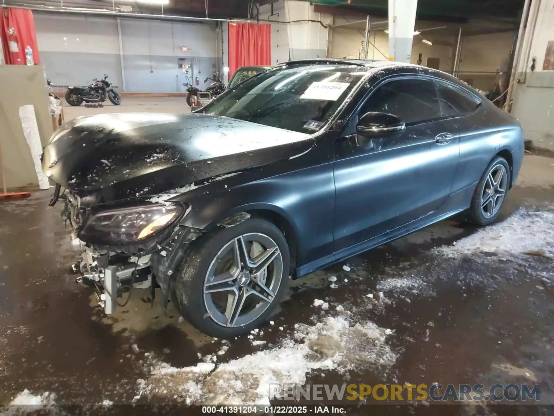 2 Photograph of a damaged car WDDWJ6EB2KF876692 MERCEDES-BENZ AMG C 43 2019