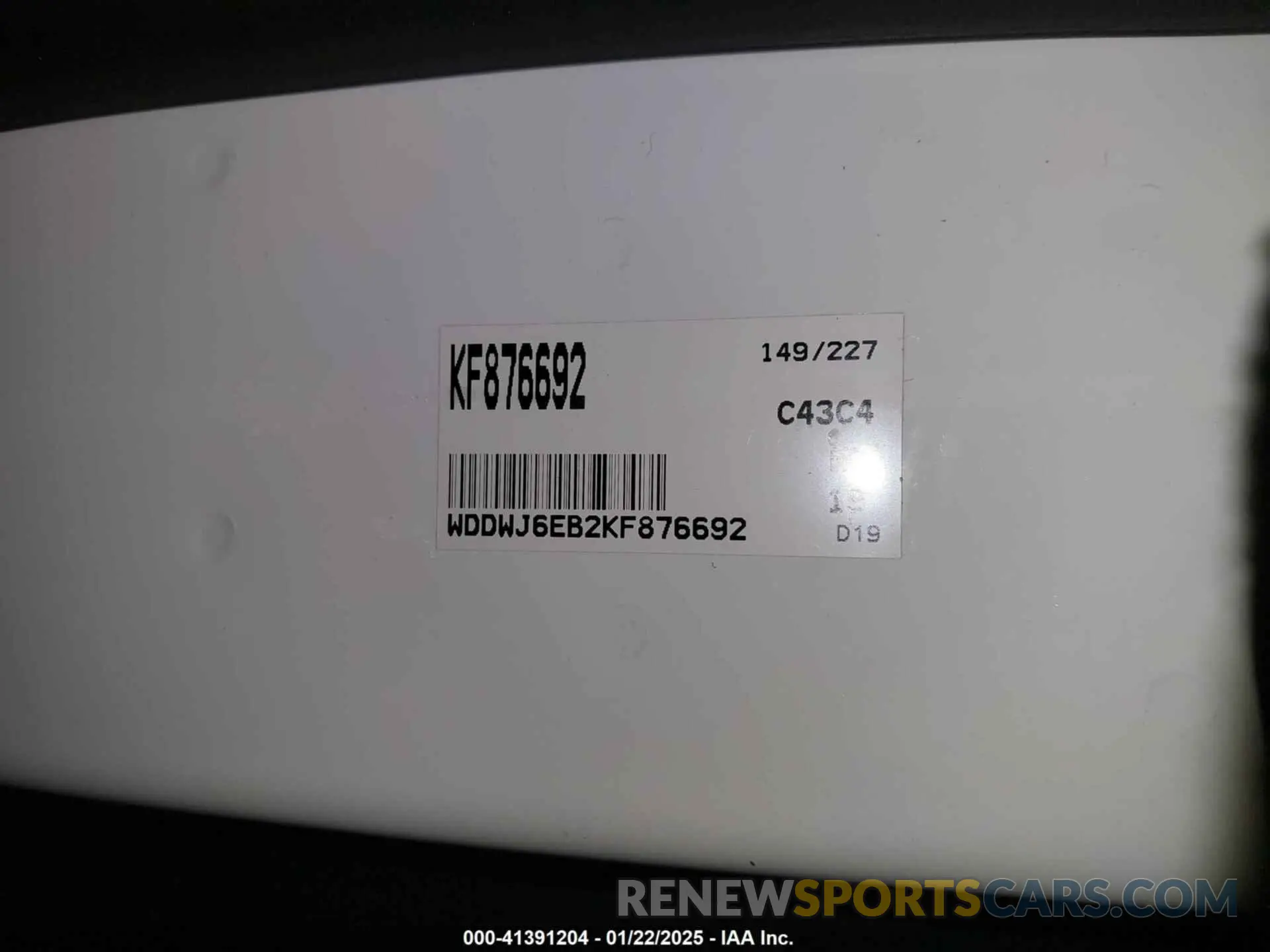 9 Photograph of a damaged car WDDWJ6EB2KF876692 MERCEDES-BENZ AMG C 43 2019
