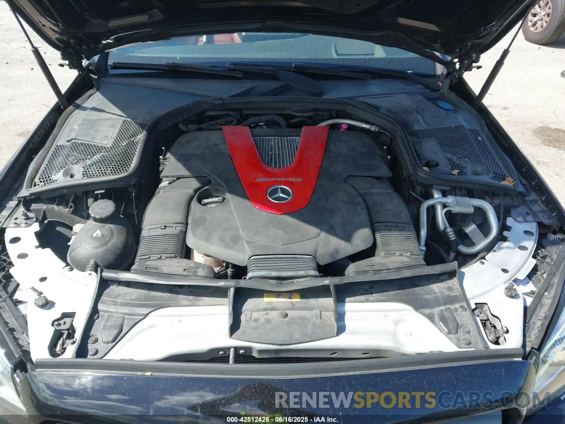 10 Photograph of a damaged car WDDWK6EB6KF806576 MERCEDES-BENZ AMG C 43 2019