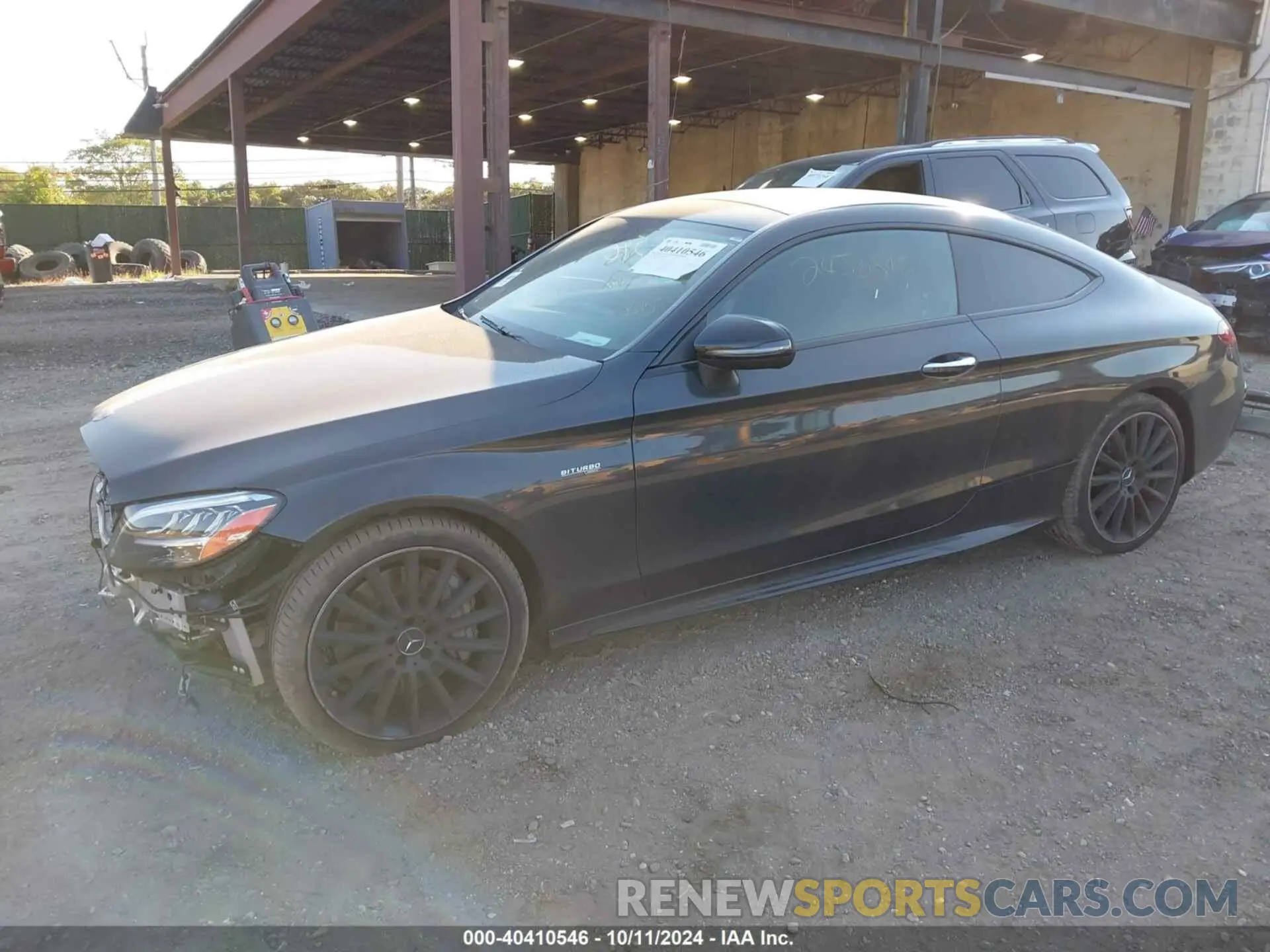 2 Photograph of a damaged car WDDWJ6EB4LF943536 MERCEDES-BENZ AMG C 43 2020