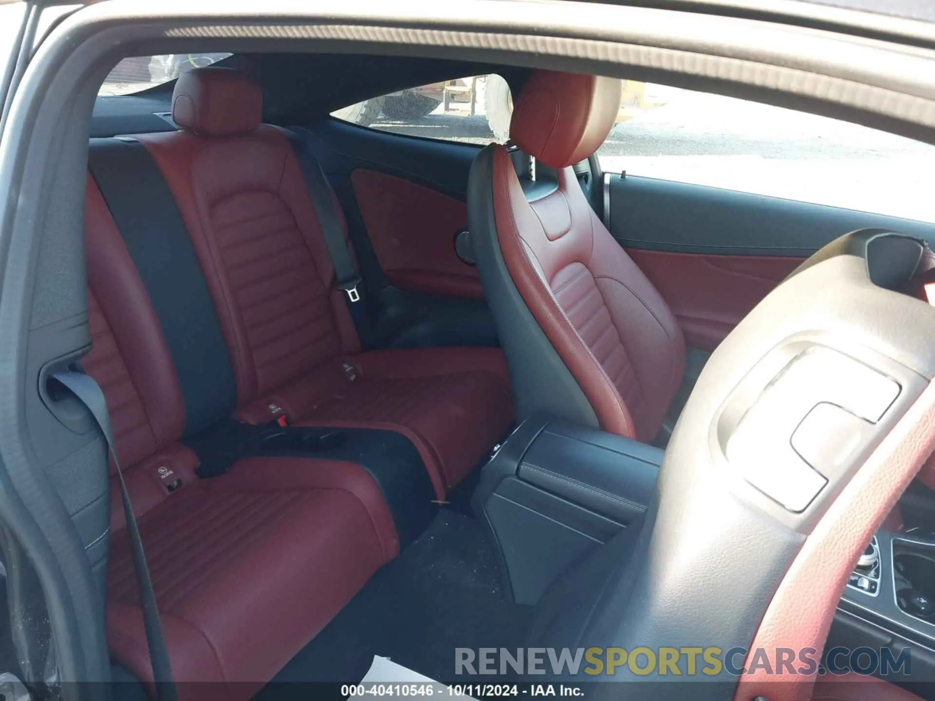 8 Photograph of a damaged car WDDWJ6EB4LF943536 MERCEDES-BENZ AMG C 43 2020