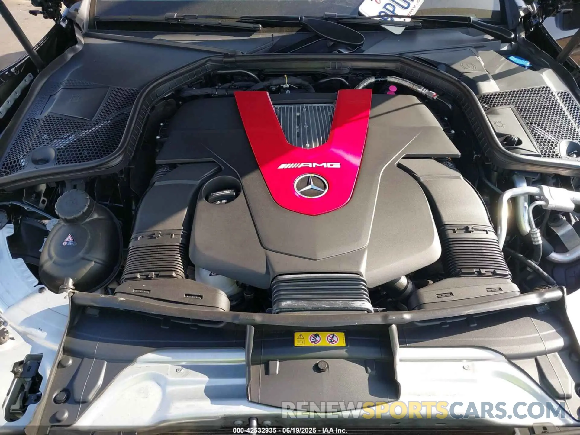 10 Photograph of a damaged car W1KWF6EB4MR648454 MERCEDES-BENZ AMG C 43 2021